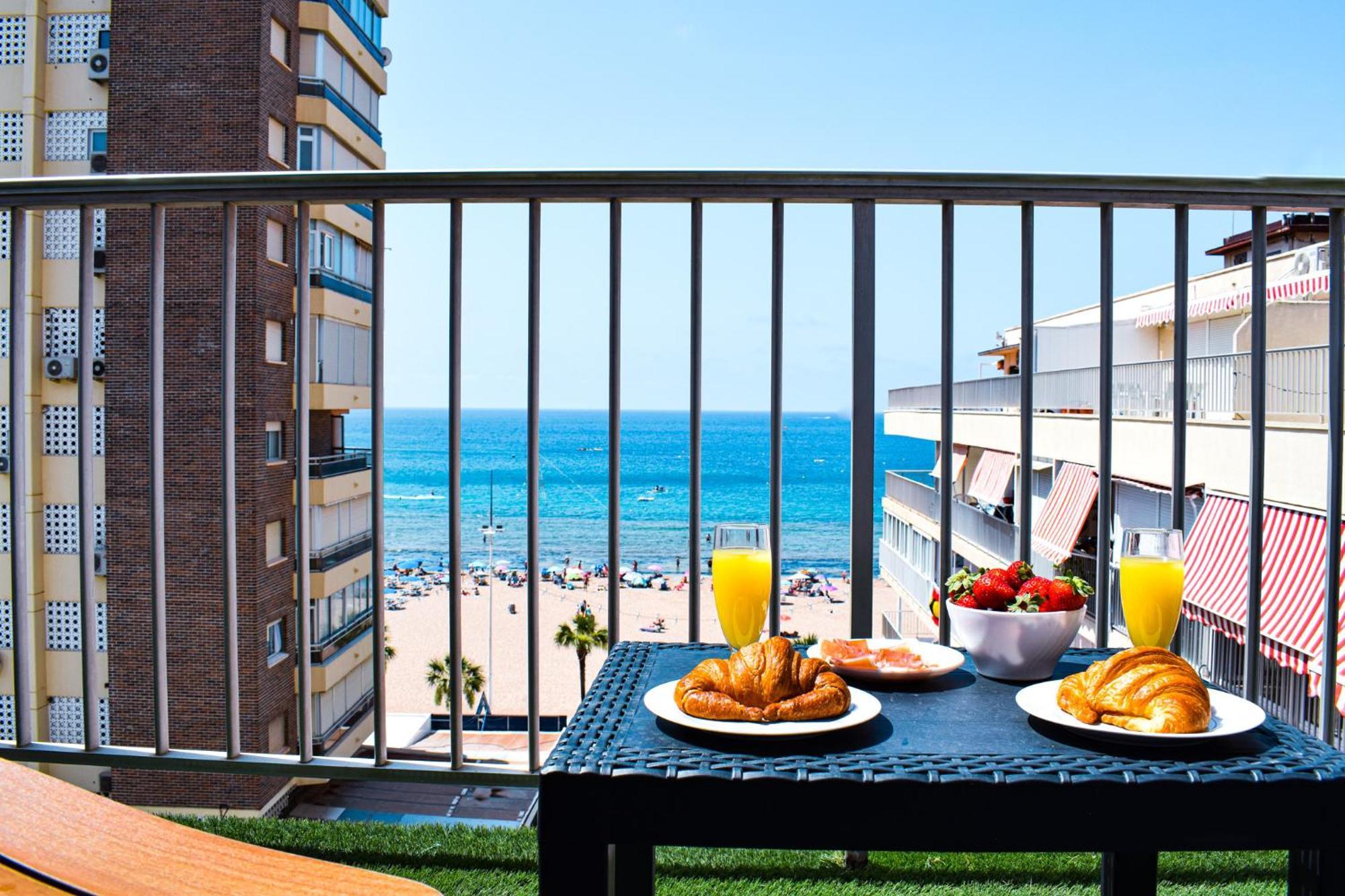 Pato Levante Beach Benidorm Zewnętrze zdjęcie