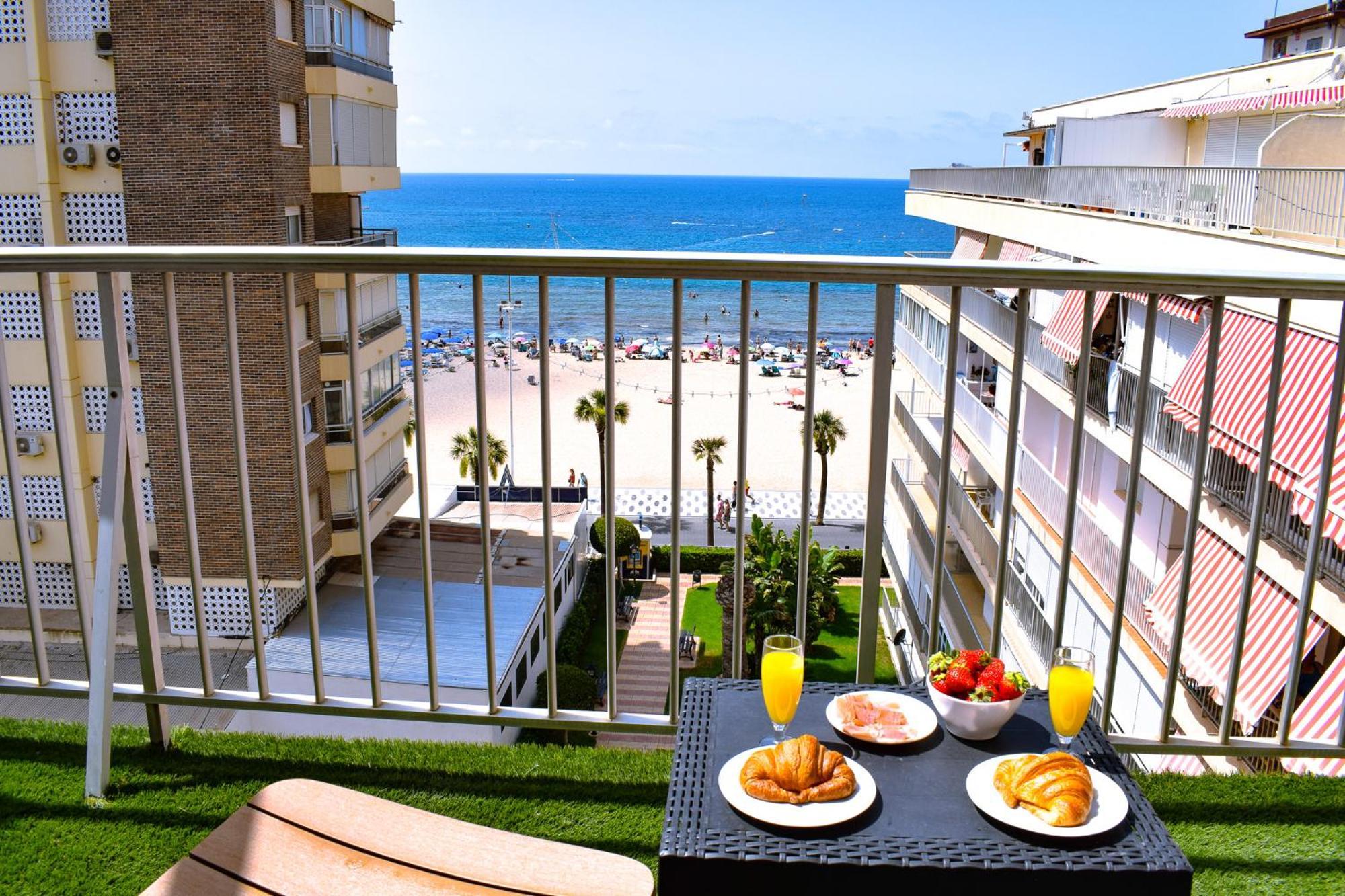 Pato Levante Beach Benidorm Zewnętrze zdjęcie